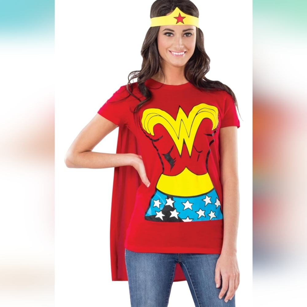 Women's DC Comics Wonder Woman T-Shirt with Cape and Headband